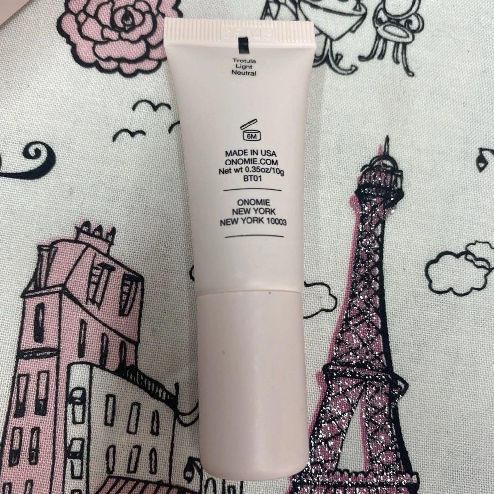 ONOMIE Bright Concealing Elixir Dark‎ Circle Corrector Shade: TROTULA NEW IN BOX